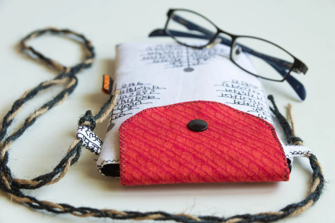 Eyeglass and Sunglass Pouch - Madhubani Print - Image 5