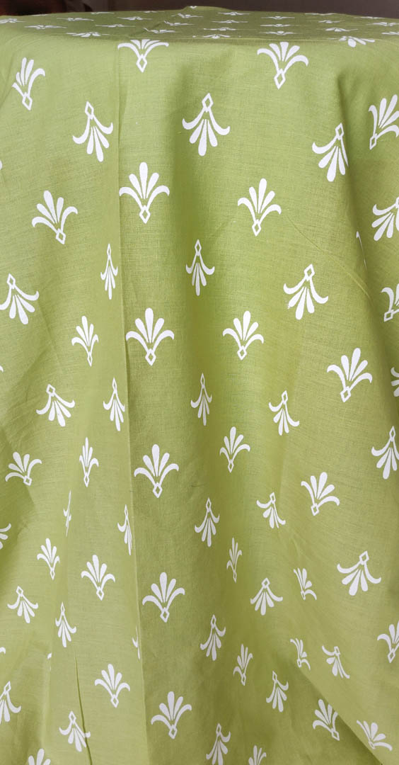 Fabric Cambric Green White 3 https://chaturango.com/printed-cambric-fabric-green-white/