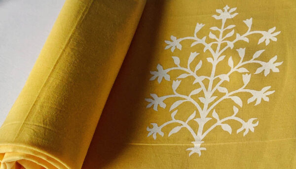 Fabric Cambric Yellow White 3 https://chaturango.com/cotton-cambric-fabric-yellow-white/