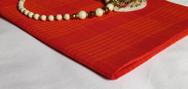Fabric Handloom Checkered Red 2 https://chaturango.com/handloom-fabrics-cotton-checkered-red/