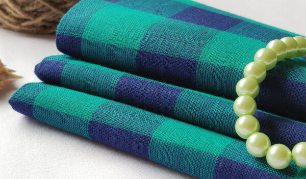 Fabric Handloom Checks Green Blue 4 https://chaturango.com/handloom-fabrics-cotton-checks-green-blue/