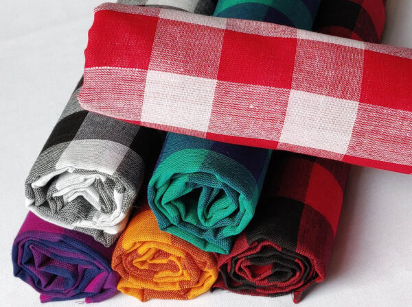 Fabric Handloom Checks Red White 4 https://chaturango.com/handloom-fabrics-cotton-checks-red-white/