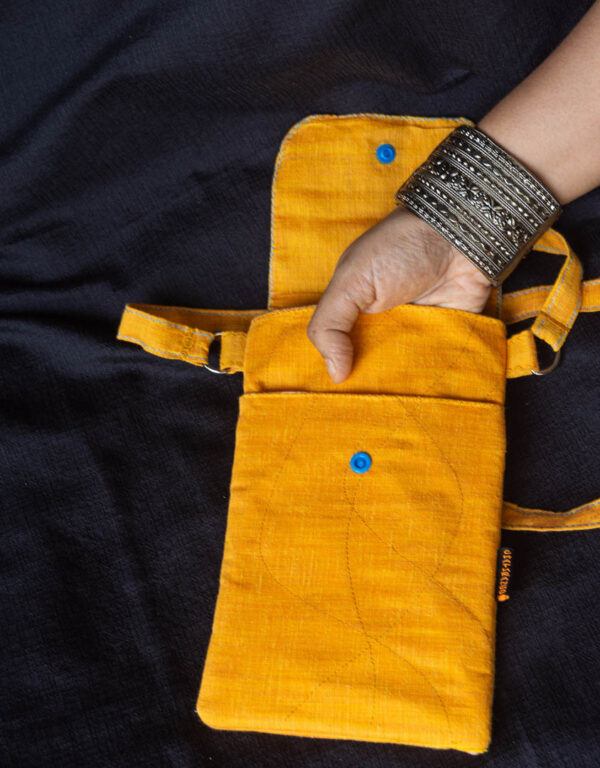 Handbag Sling Zari Border Yellow 5 https://chaturango.com/zari-bordered-sling-bag-for-women-yellow/