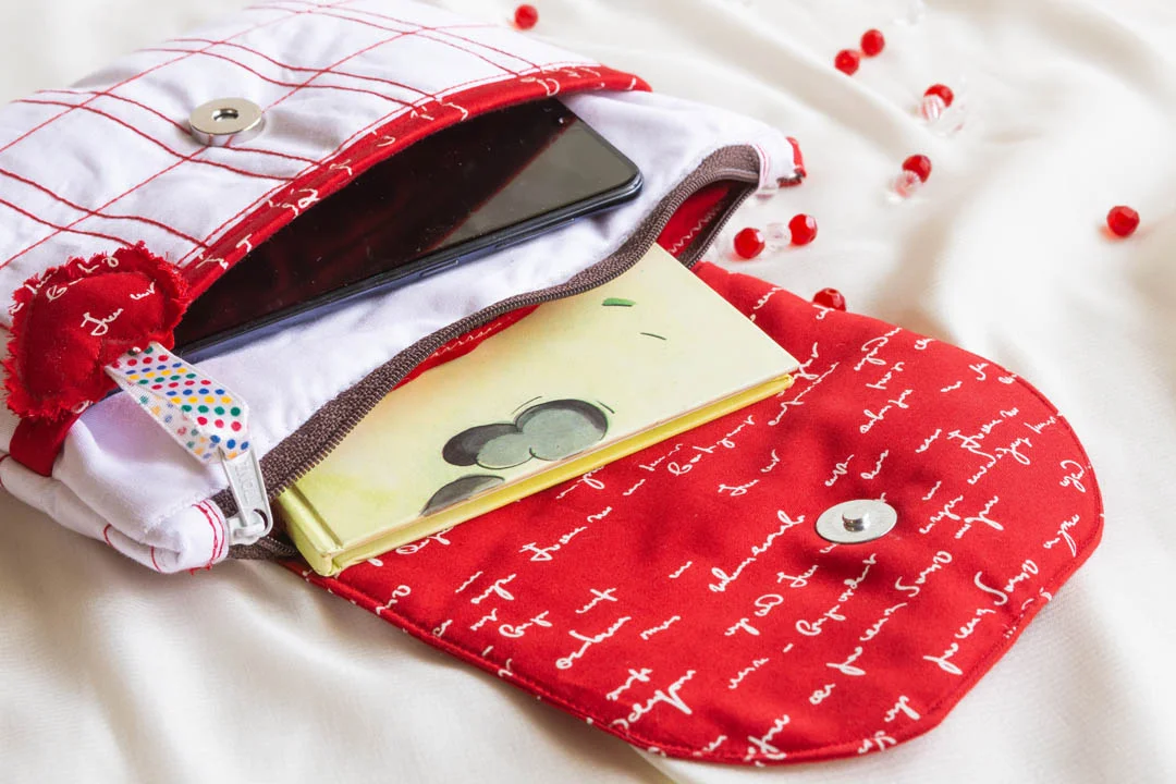 Bold and Romantic Clutch Purse for Women - Red and White - Image 4