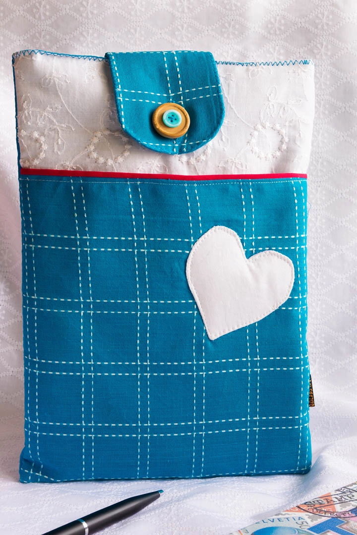 blue ipad sleeve for true-to-heart experience