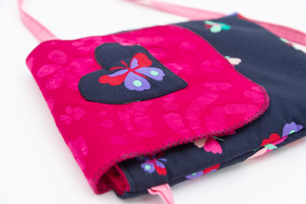Happy Princess Blue Pink 3 https://chaturango.com/purple-sling-bag-for-girls/