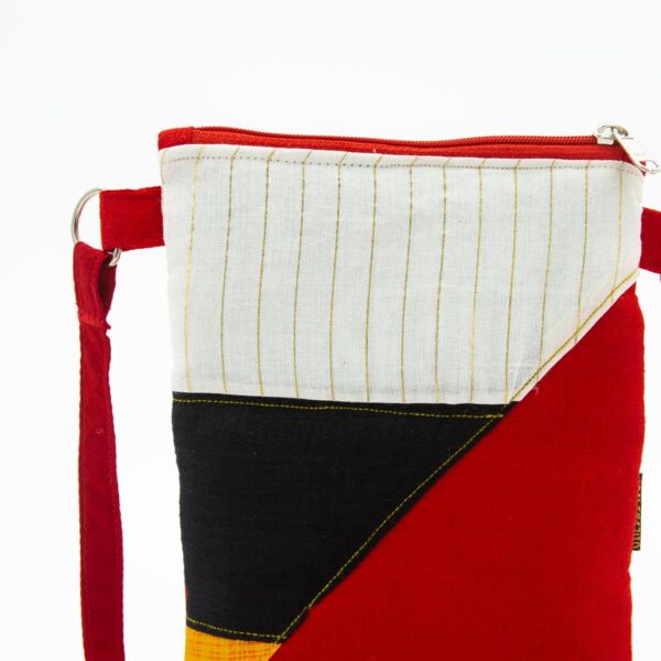 Red Black White Sling Bag 5 1 https://chaturango.com/patchwork-sling-bag-for-women-multicolour/